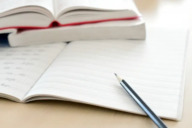 運転免許の学科試験でつまずきやすい「ひっかけ問題」の特徴