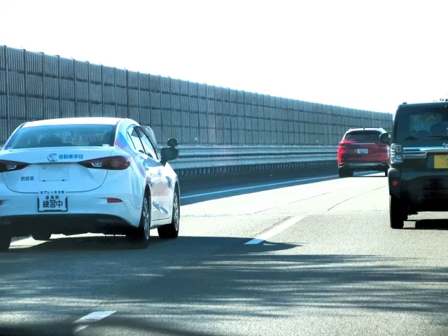 自動車教習所が怖いと感じる理由