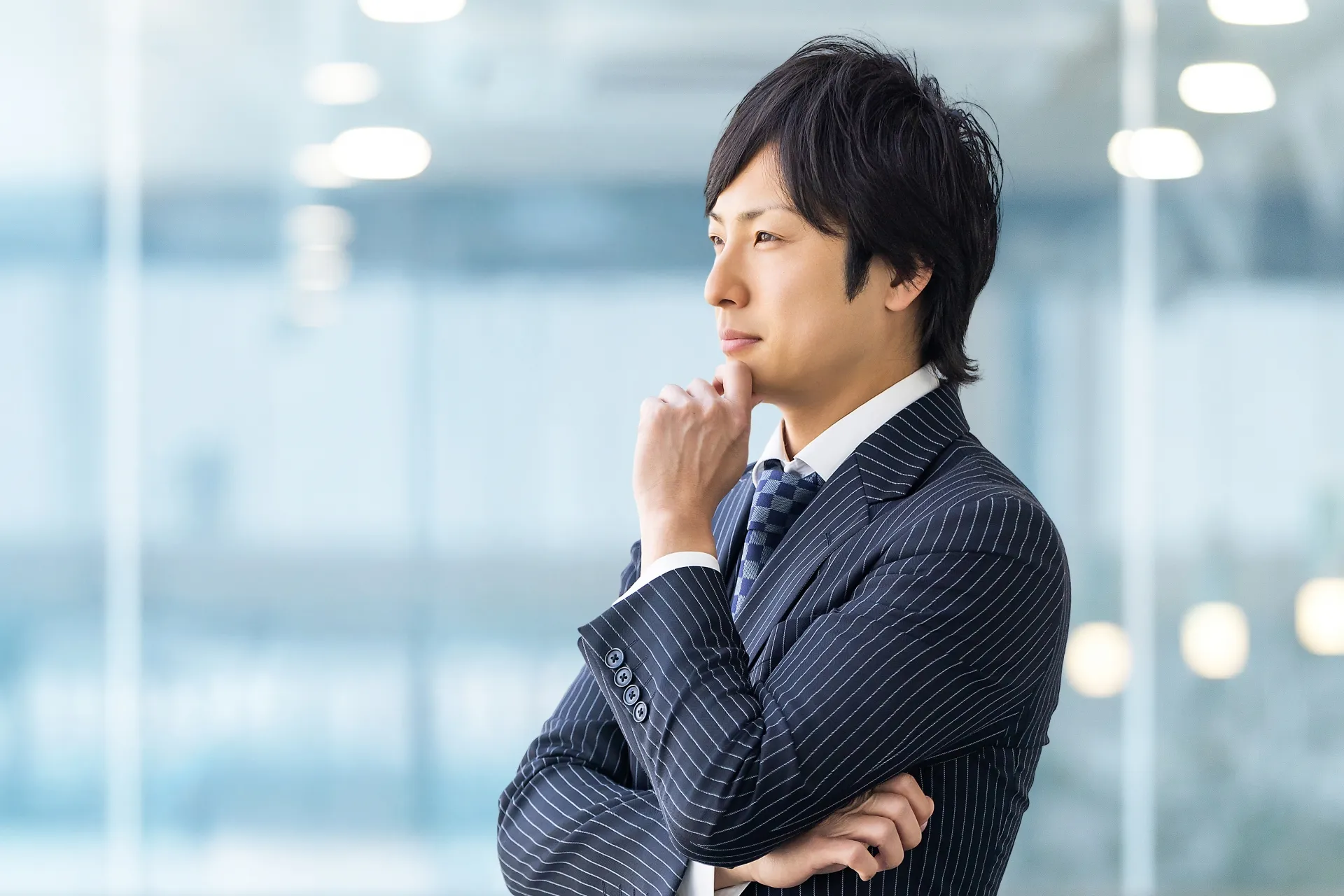 自動車教習所に土日だけ通う社会人が直面しやすい課題とは?