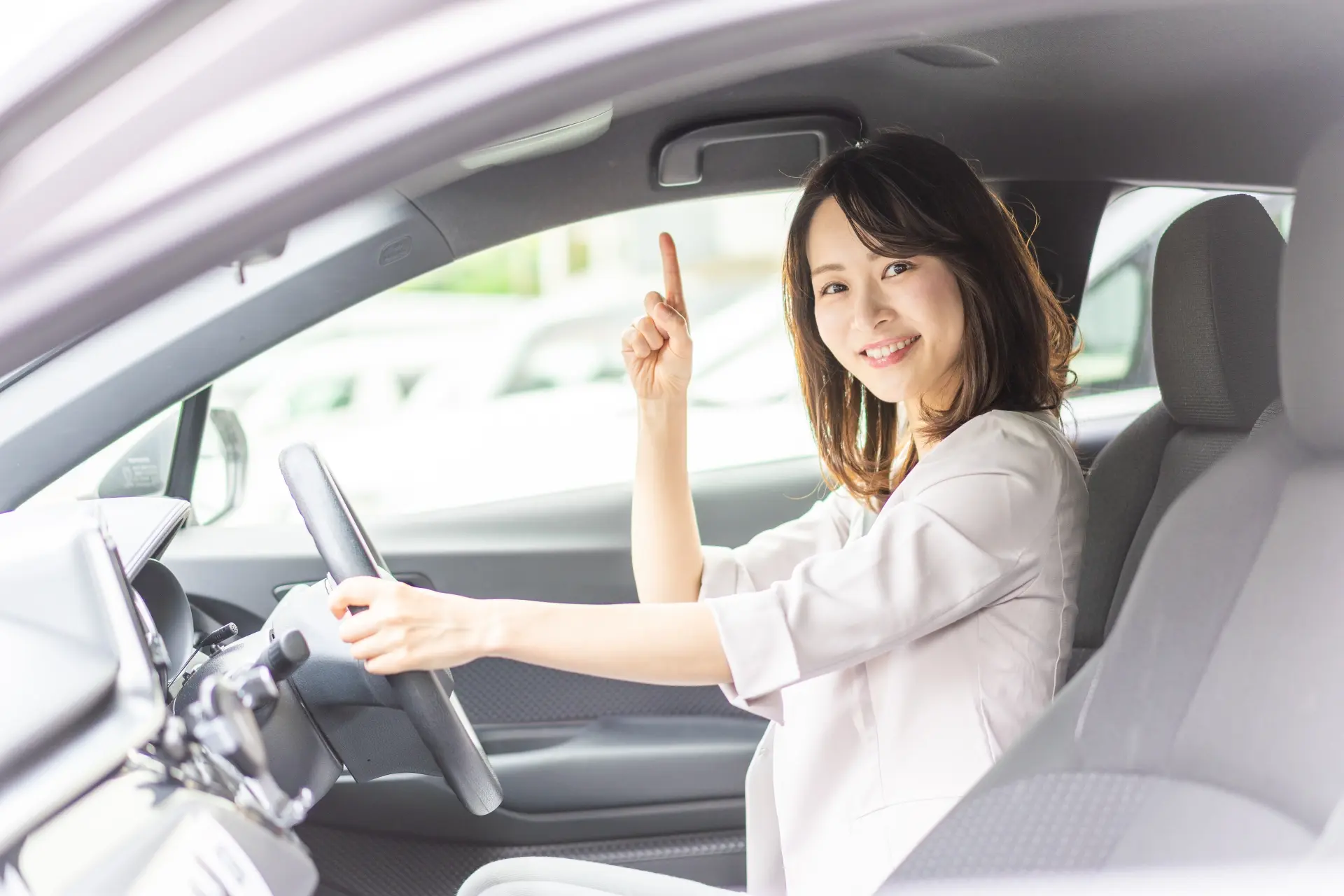 優先道路の標識はどれ?まずは意味を確認しよう