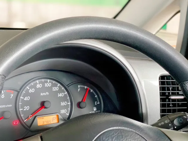 生活道路を走る自動車の法定速度は60km/hから30km/hに引き下げ